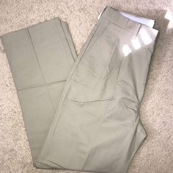 EDWARDS TRADITIONAL PLEATED KHAKIS 34X30 - Picture 5 of 9